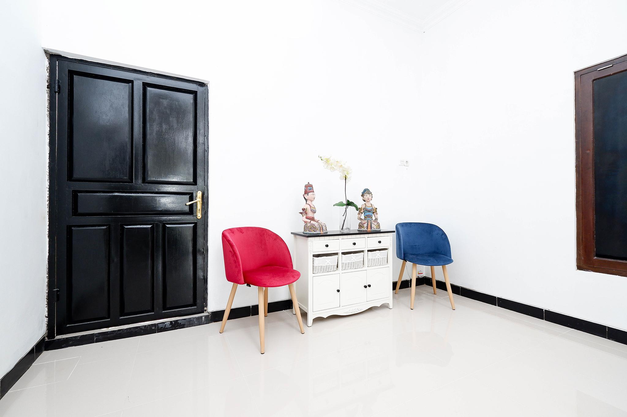 Oyo 1611 Four D'Home Surakarta  Exterior photo