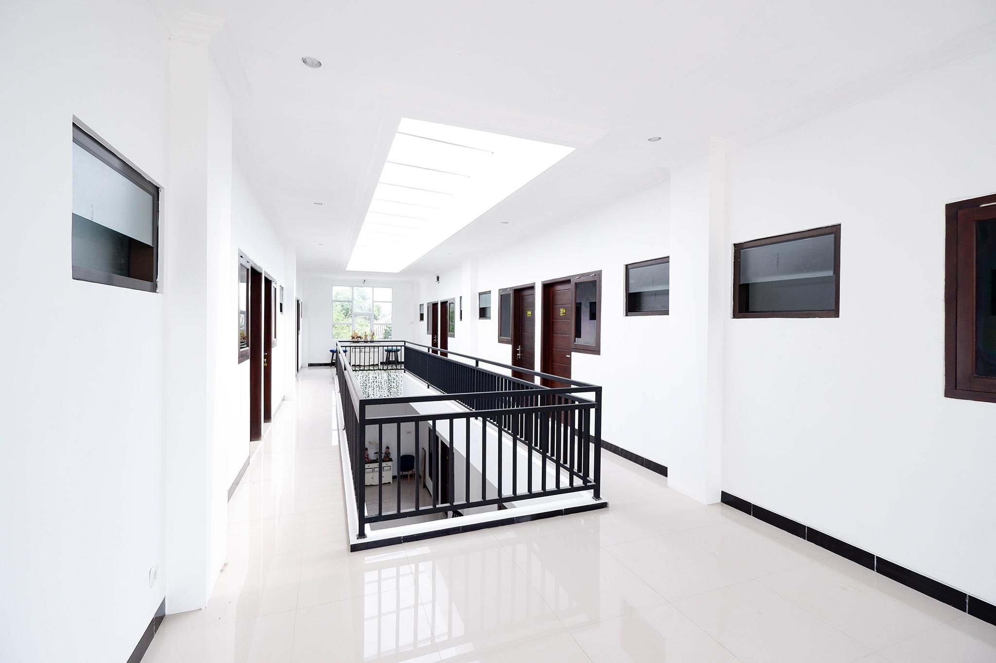 Oyo 1611 Four D'Home Surakarta  Exterior photo